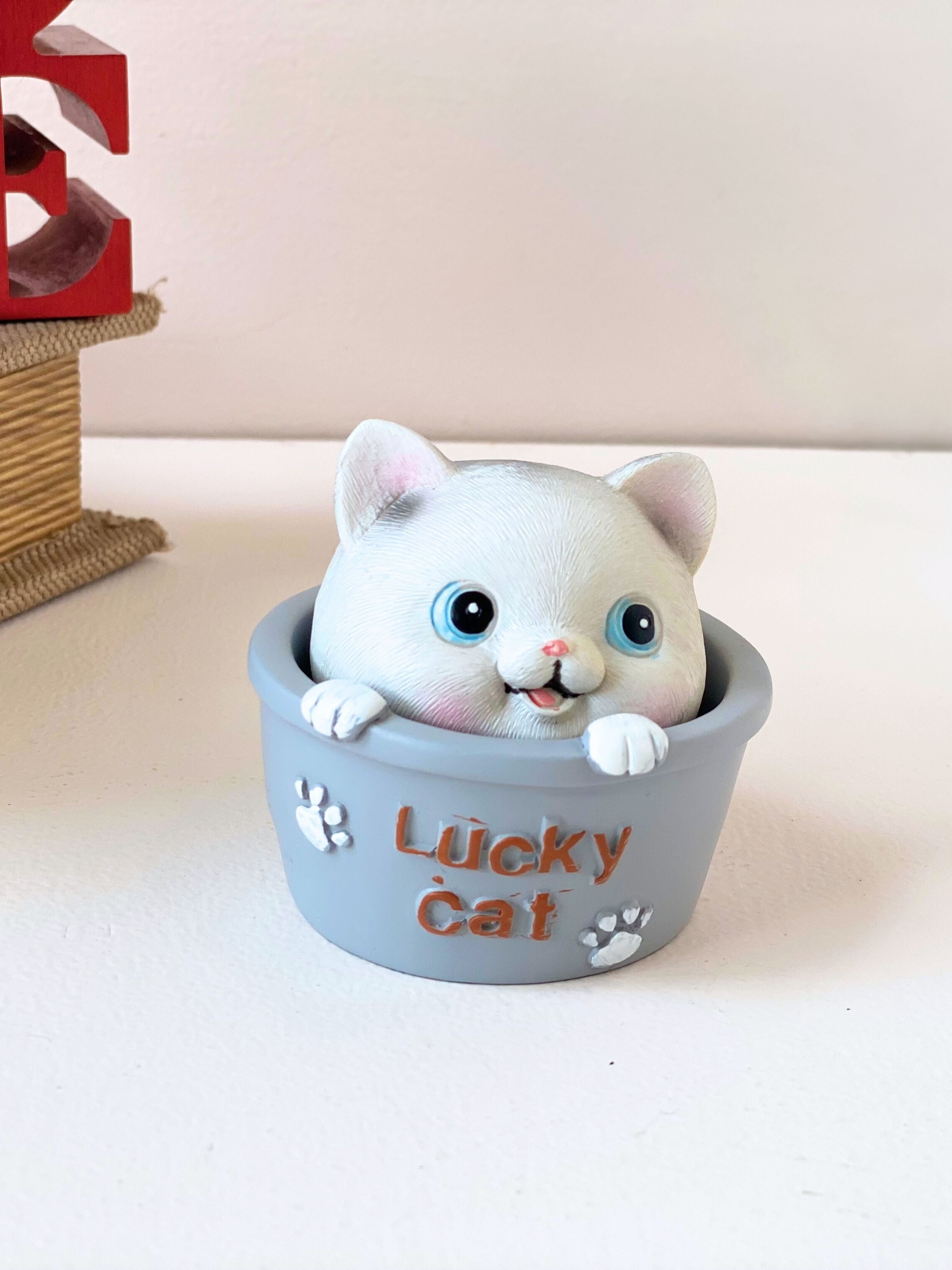 Cute Ceramic Bobblehead Figurine – Lucky Cat & Panda Collection for Desk or Gifting