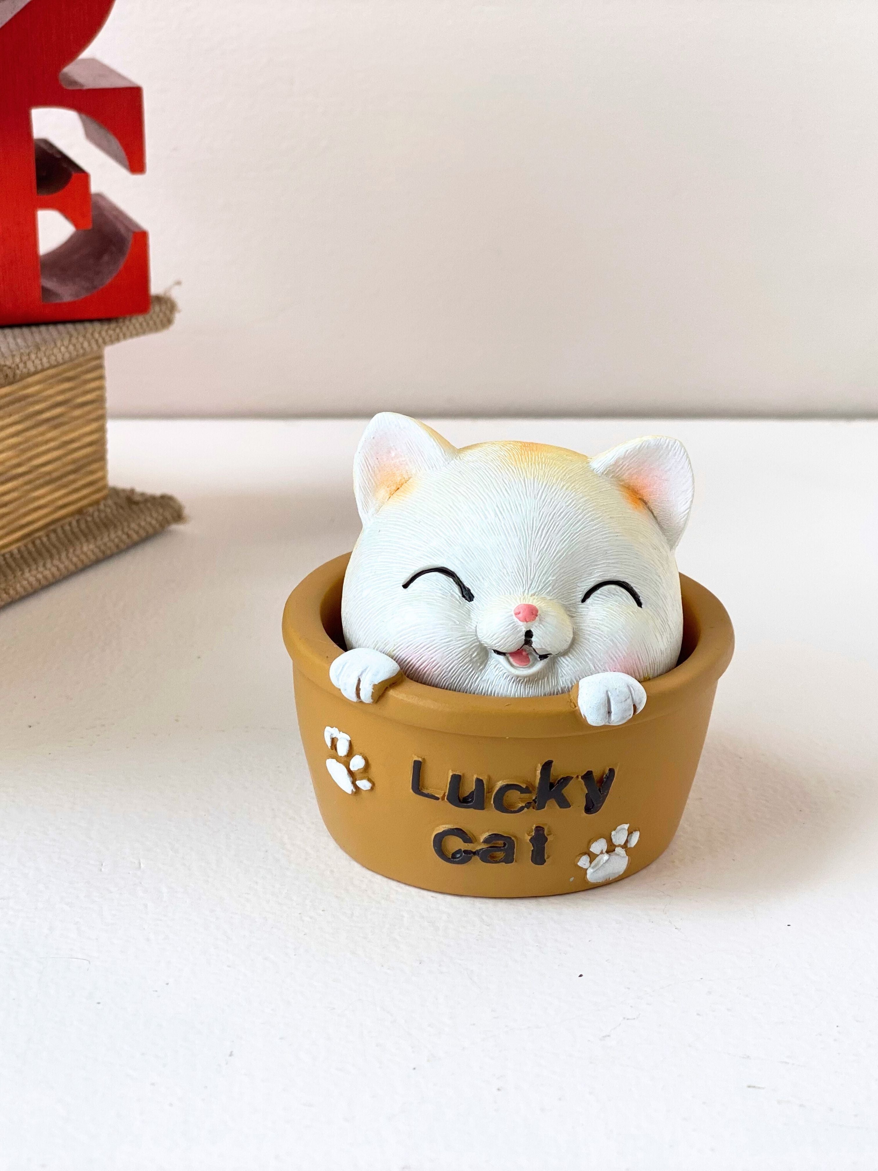Cute Ceramic Bobblehead Figurine – Lucky Cat & Panda Collection for Desk or Gifting