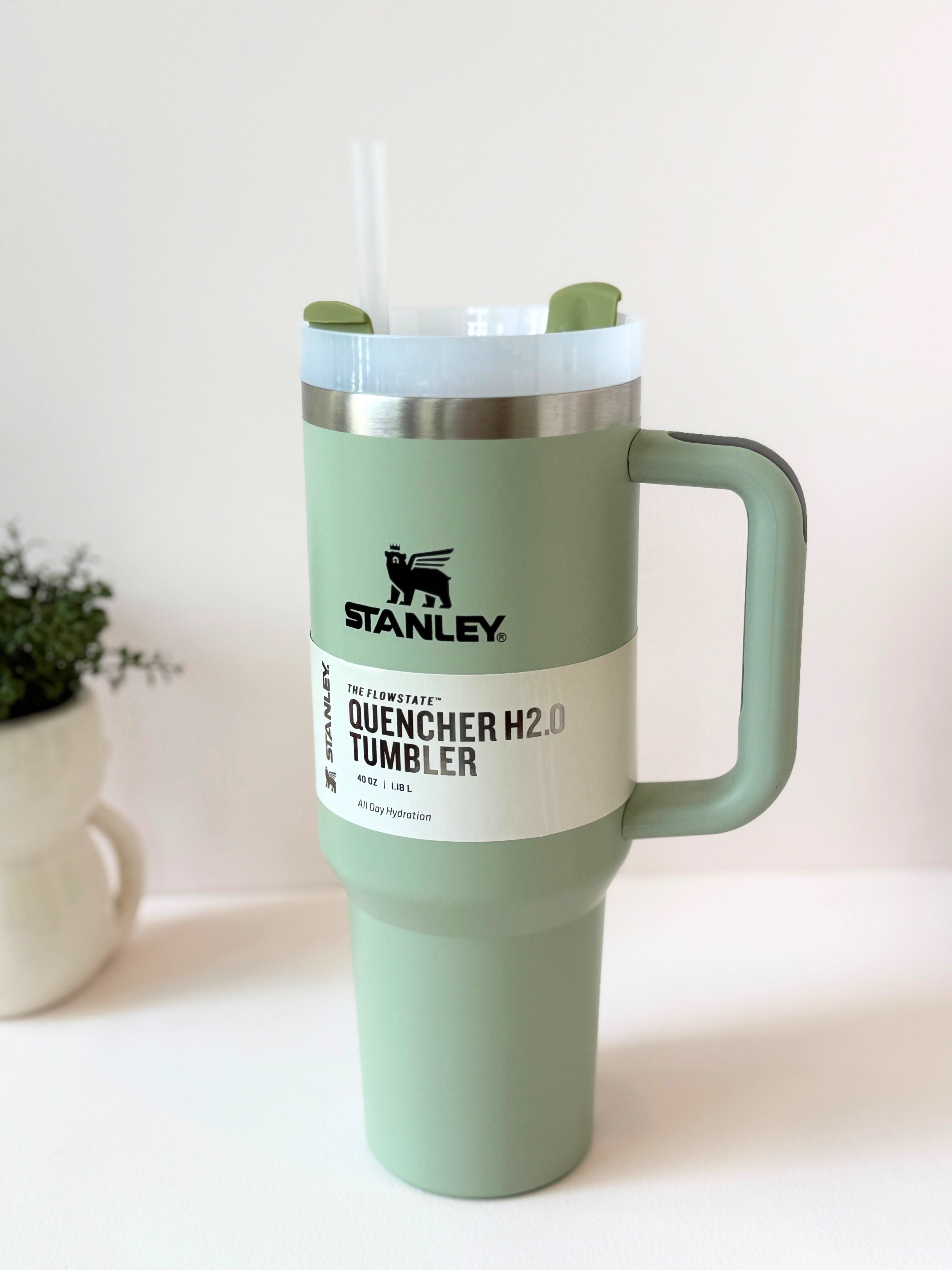 Vibrant Colourful Stanley 40 oz Quencher H2.0 FlowState Tumbler with Handle and Straw