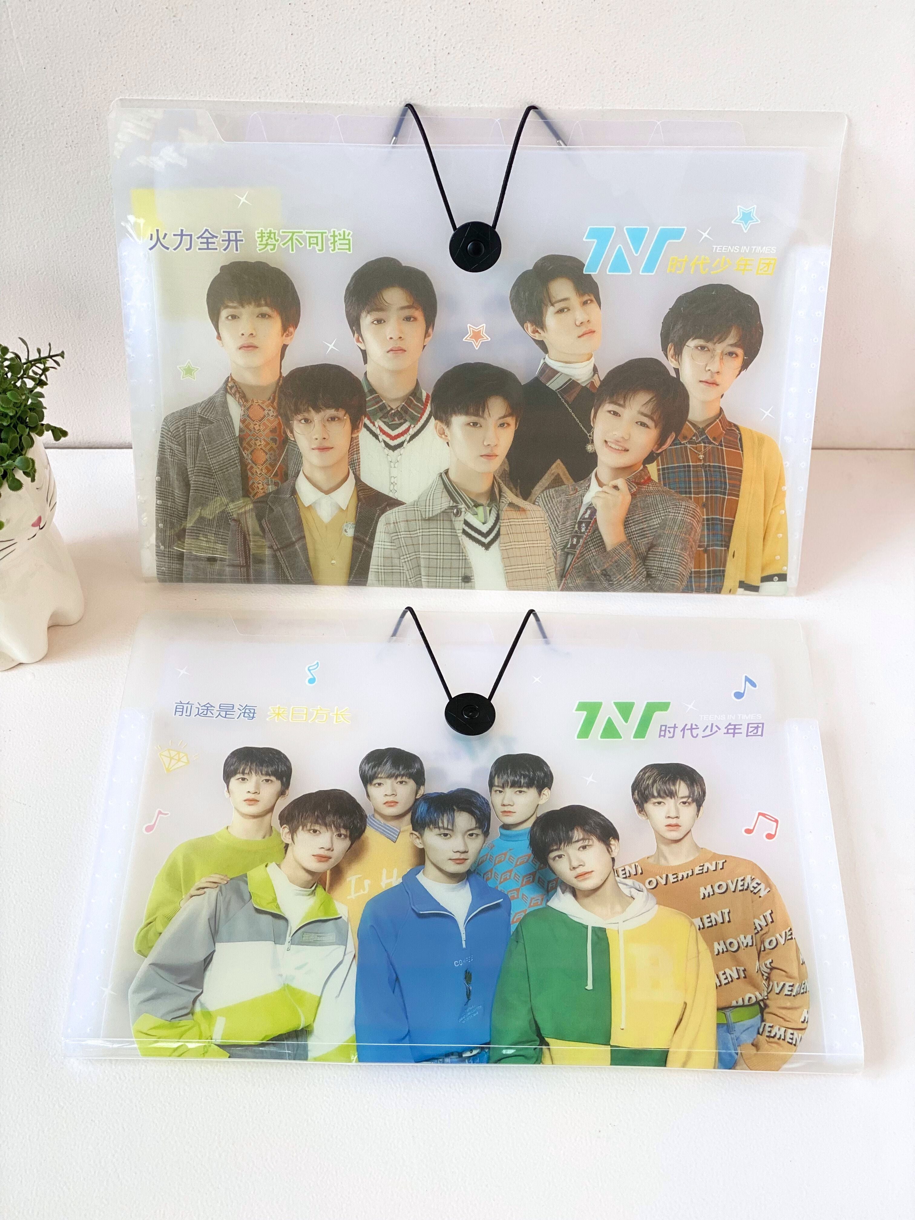 K-Pop Inspired Expanding File Folder with Button Closure – 13 Pockets (Single)