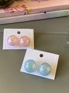 Holographic Pearl Earrings
