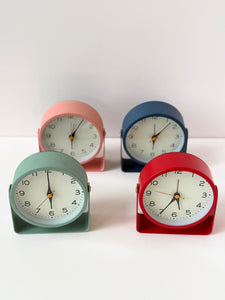 Minimalist Retro Desk Alarm Clock – Modern Matte Finish