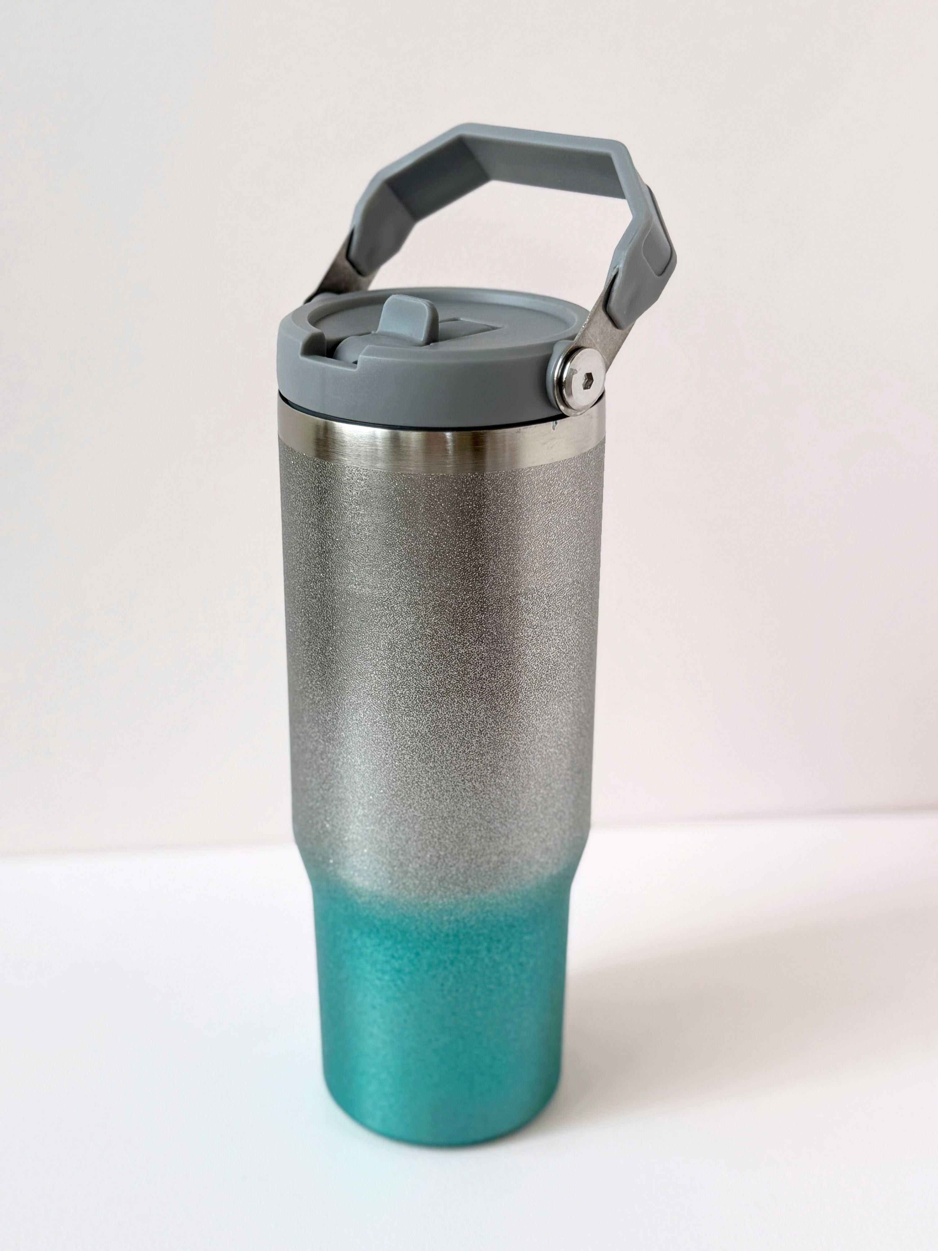 Gradient Glitter Stainless Steel Travel Tumbler with Leak-Proof Lid – 750ml