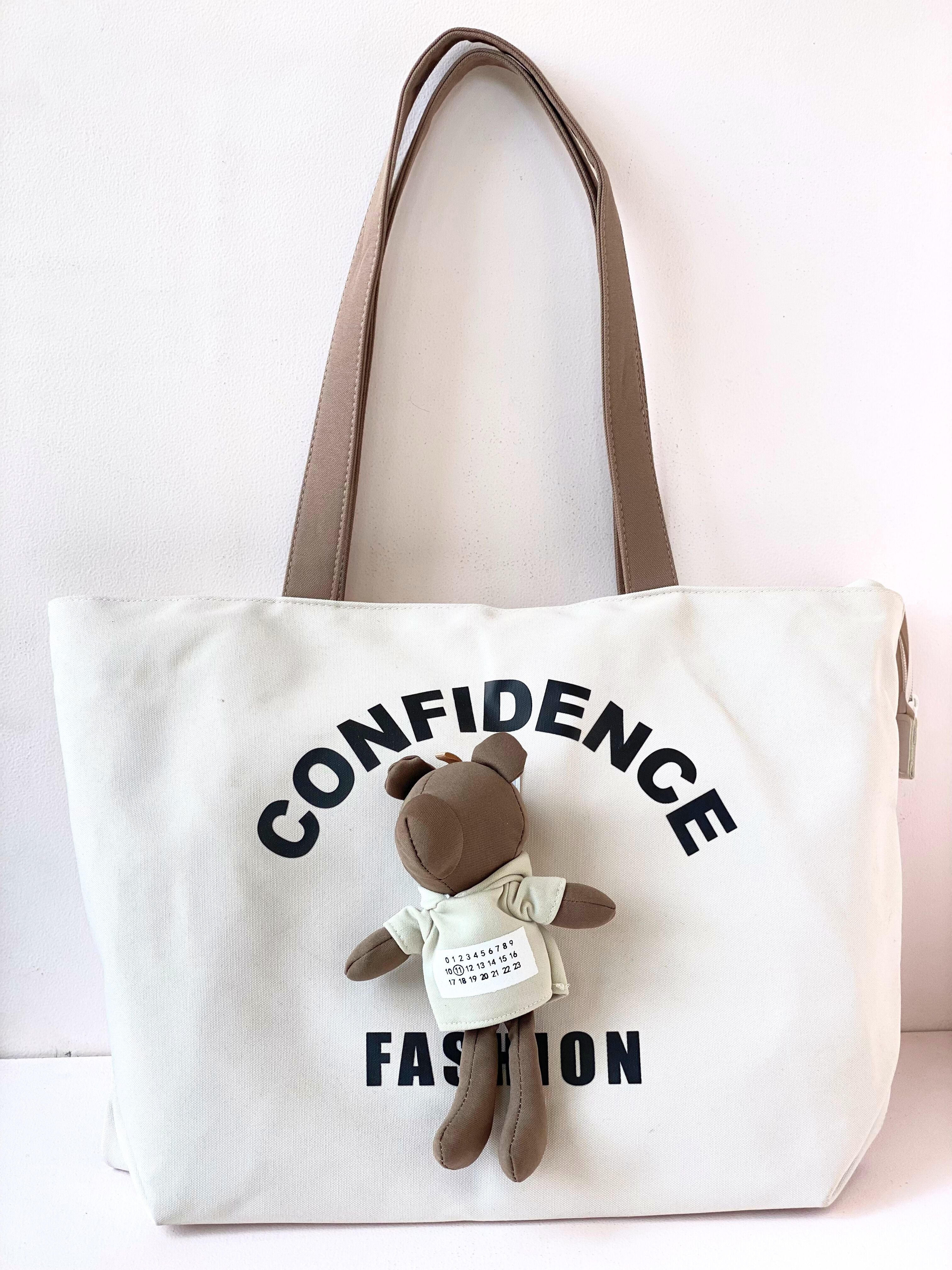 "Confidence Fashion Canvas Tote Bag with Detachable Teddy Bear Keychain"
