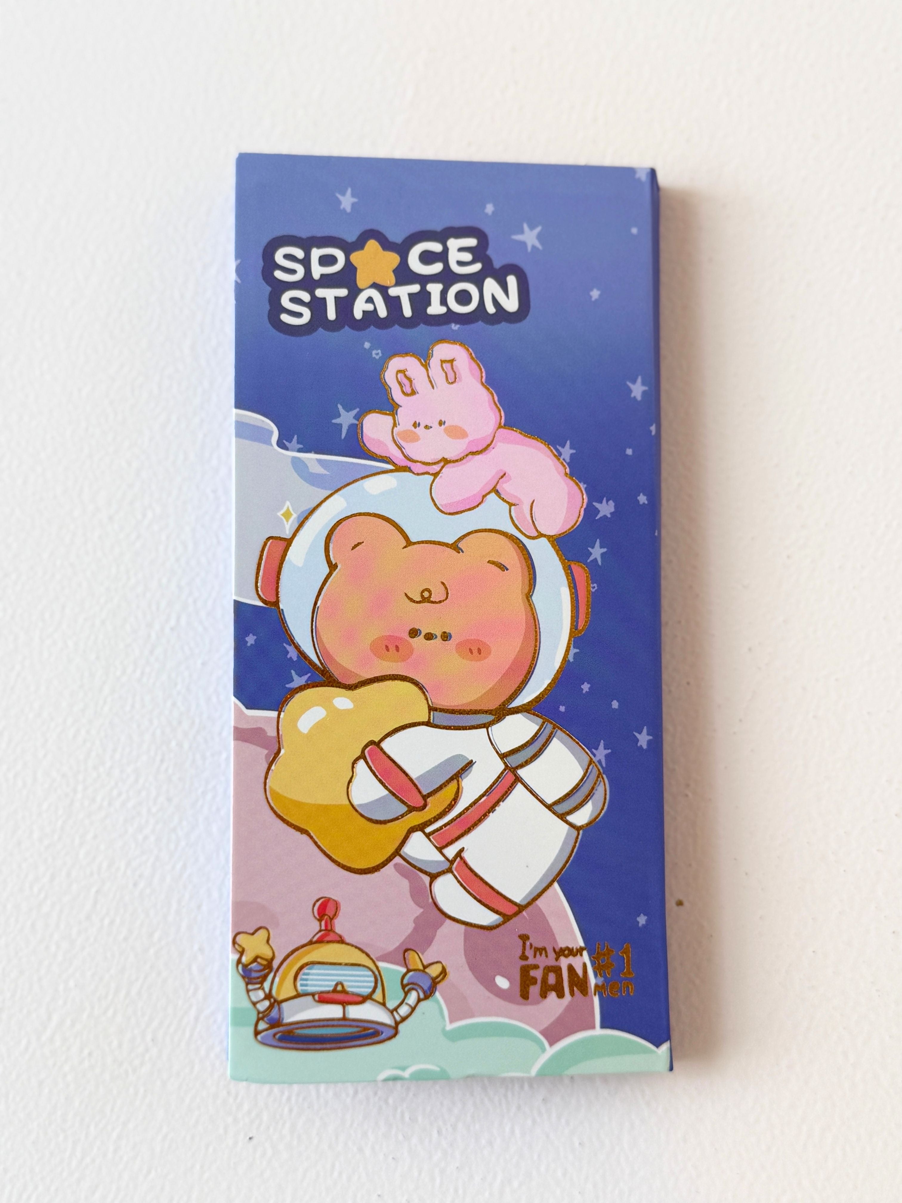 Space Station Sticky Note Folder – Cute Mars Explorer Themed Notes