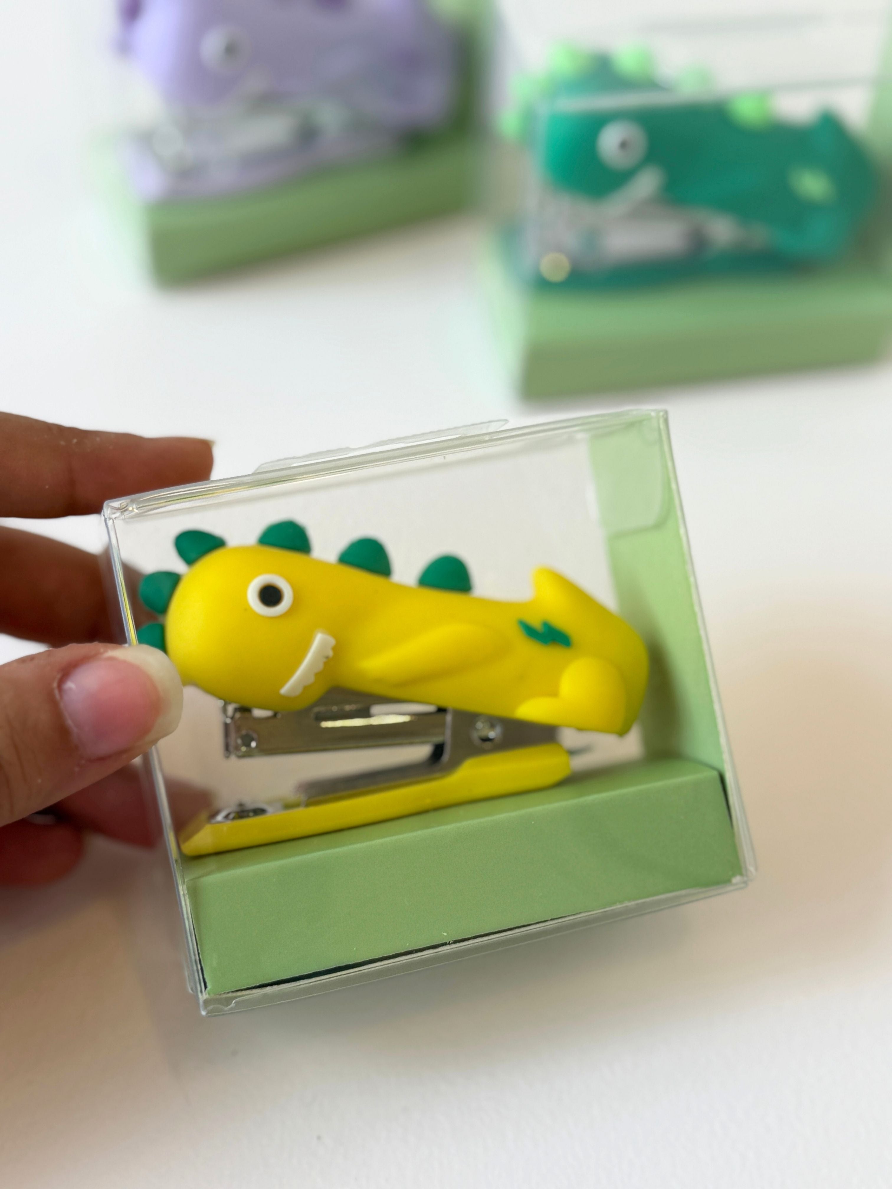 Cute Dinosaur Mini Stapler – Fun Desk Stapler for Kids & Stationery Lovers (3 Colors)