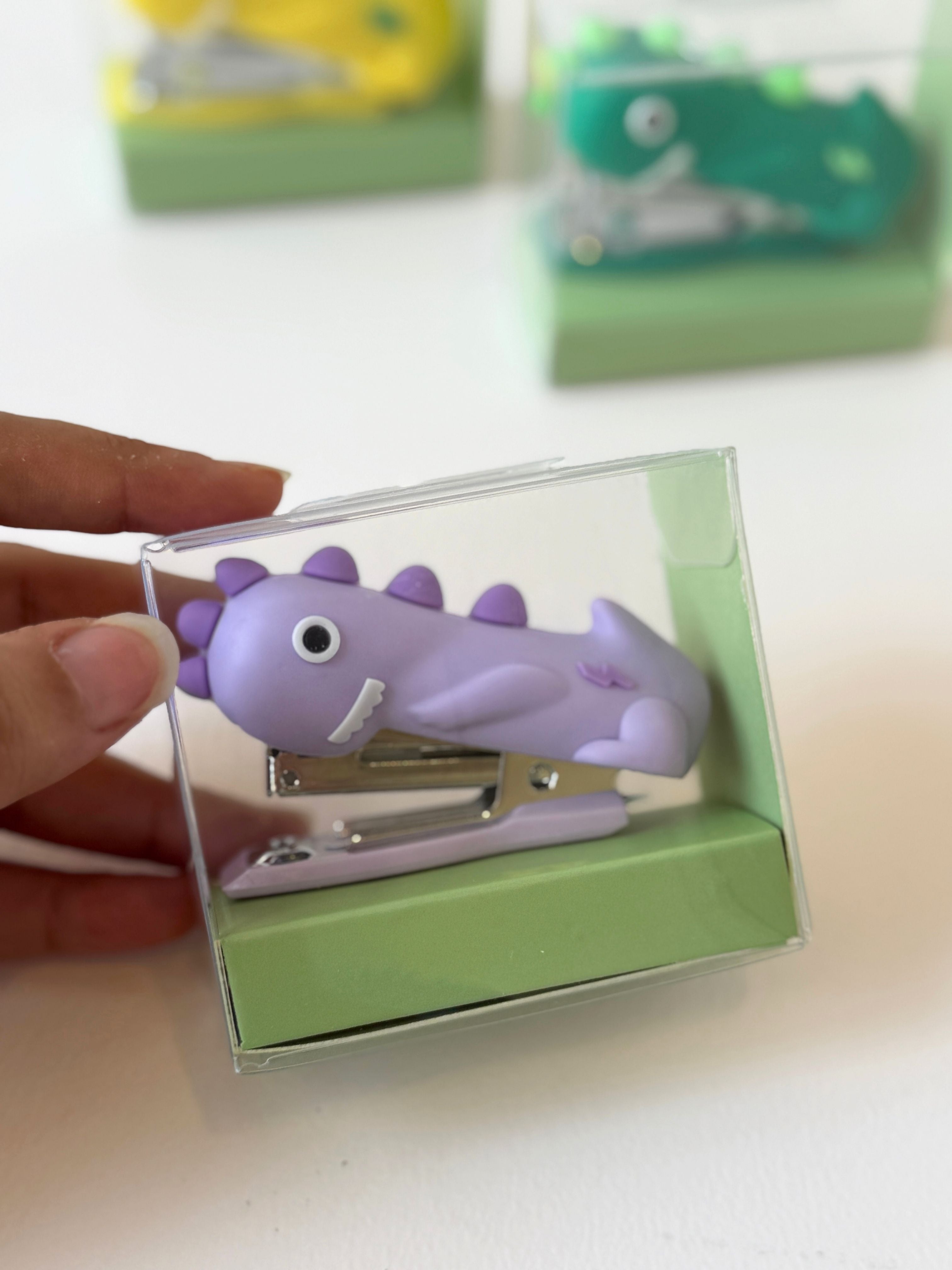 Cute Dinosaur Mini Stapler – Fun Desk Stapler for Kids & Stationery Lovers (3 Colors)