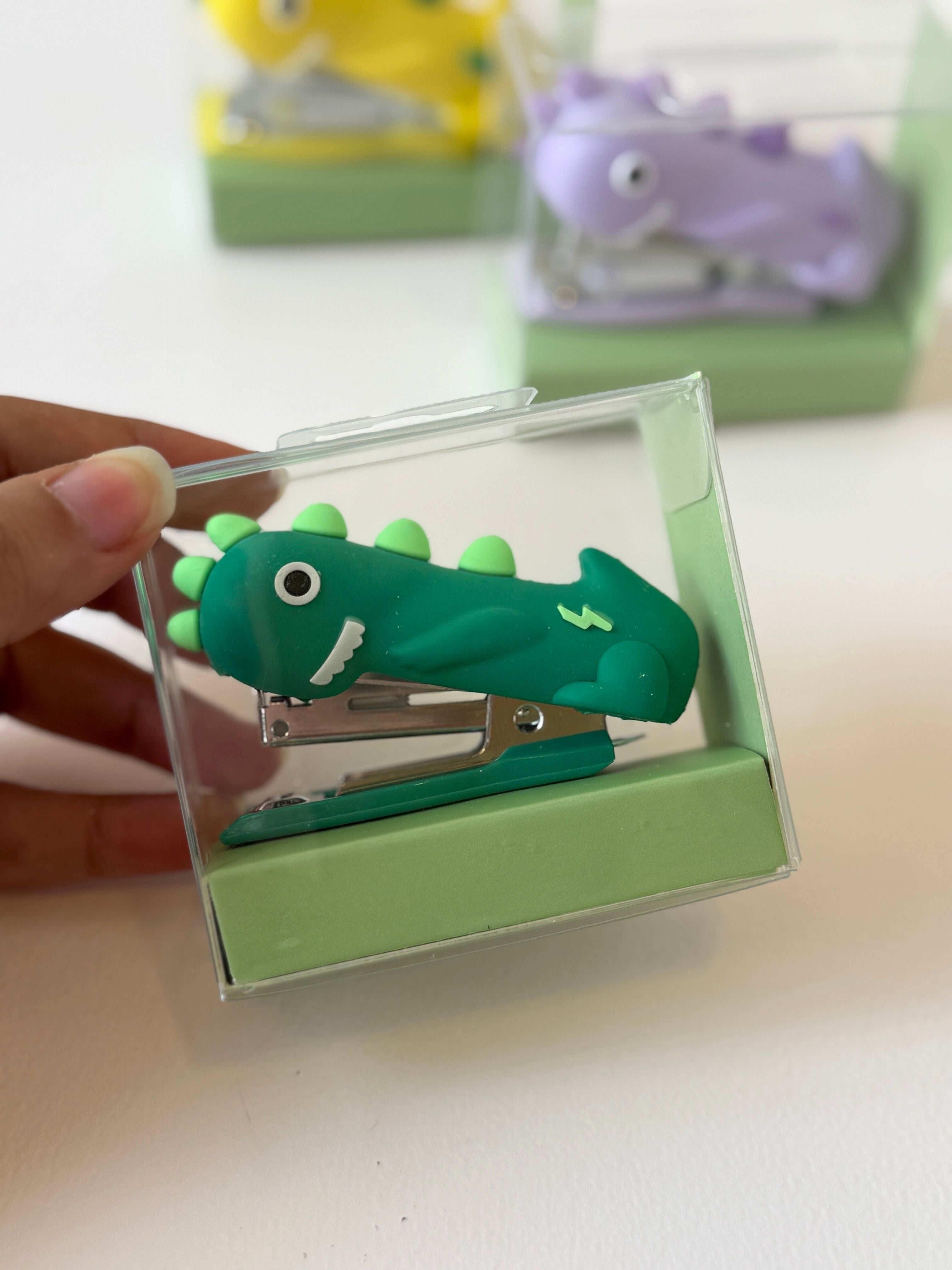 Cute Dinosaur Mini Stapler – Fun Desk Stapler for Kids & Stationery Lovers (3 Colors)