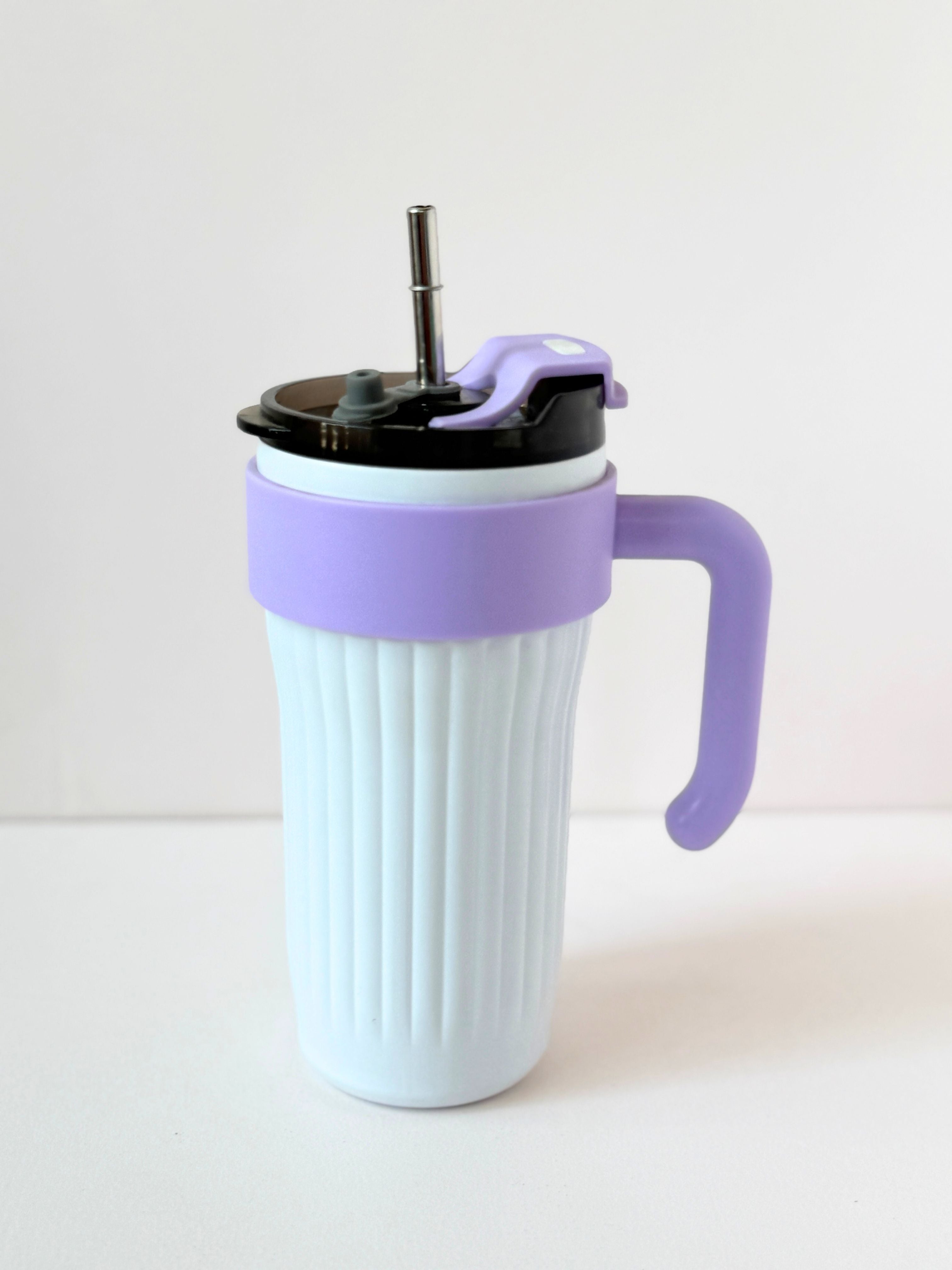 Ribbed 30 oz Insulated Tumbler with Handle & Metal Straw – Leakproof Travel Mug