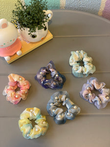 Pearl Organza Scrunchie