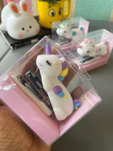 Load image into Gallery viewer, Unicorn Silicon Stapler
