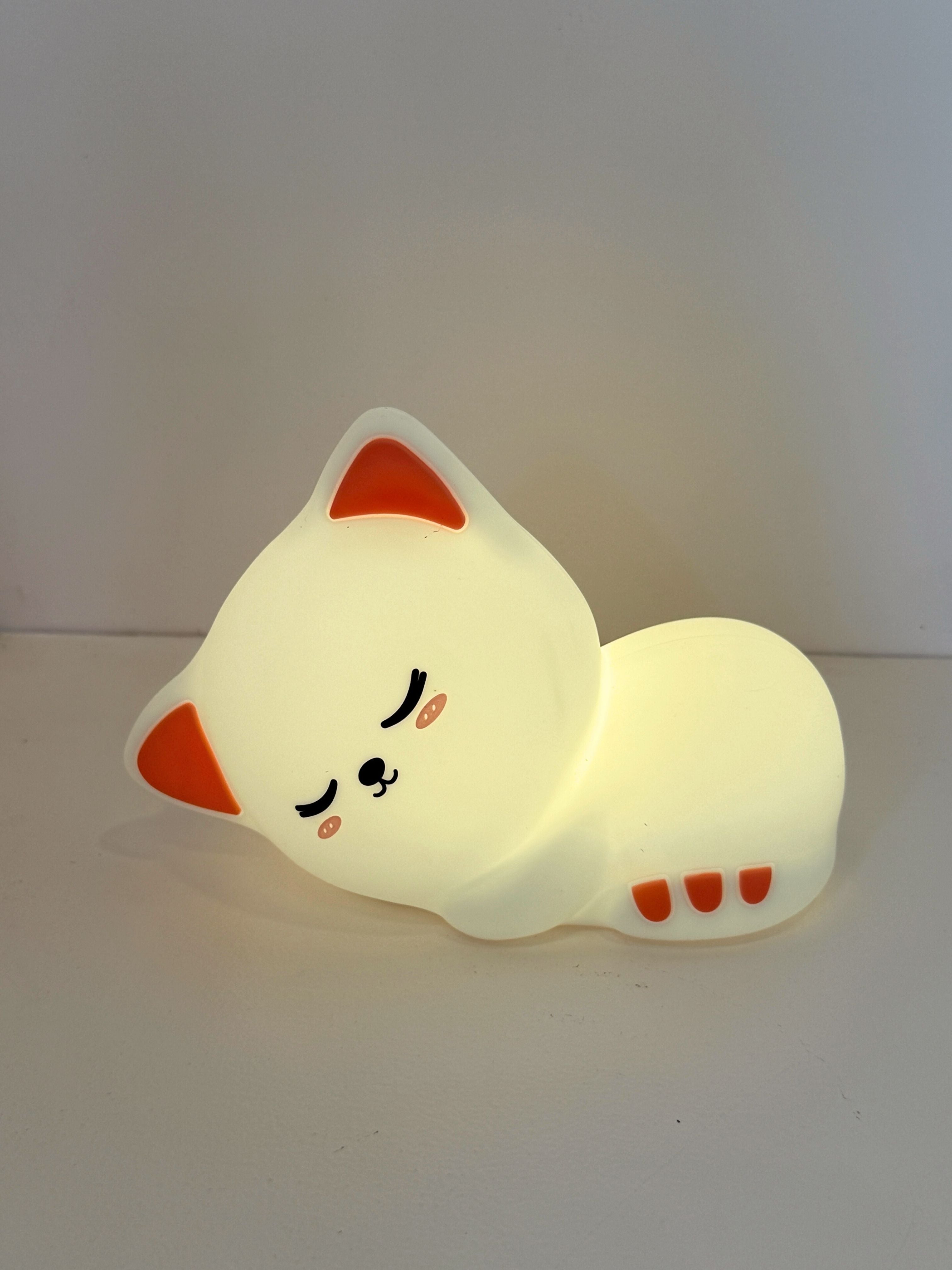 Dreamy Kitty LED Night Light – Soft Silicone Touch Lamp