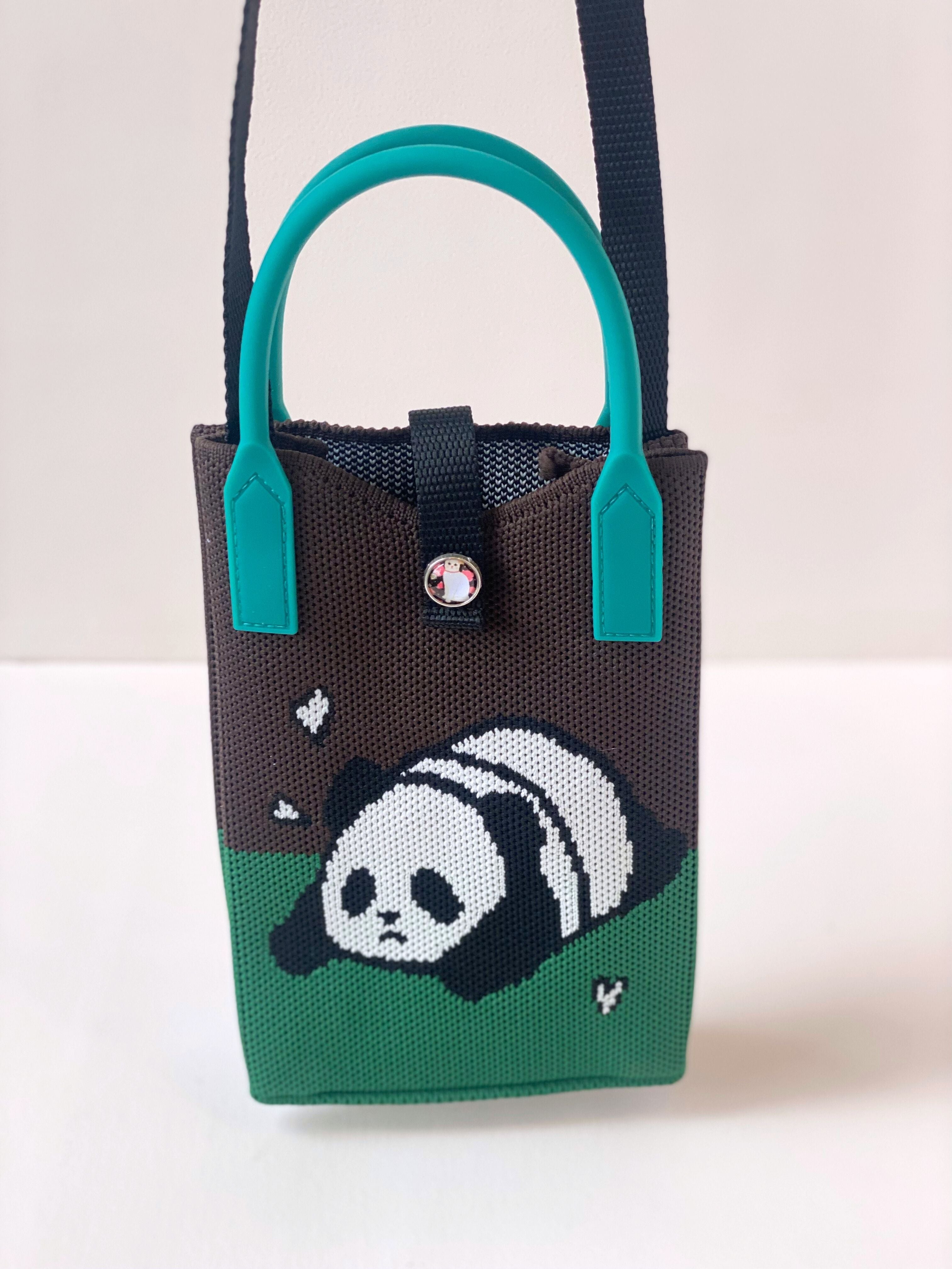 Cute Panda Insulated Bottle Holder Bag with Handle – Reusable & Lightweight