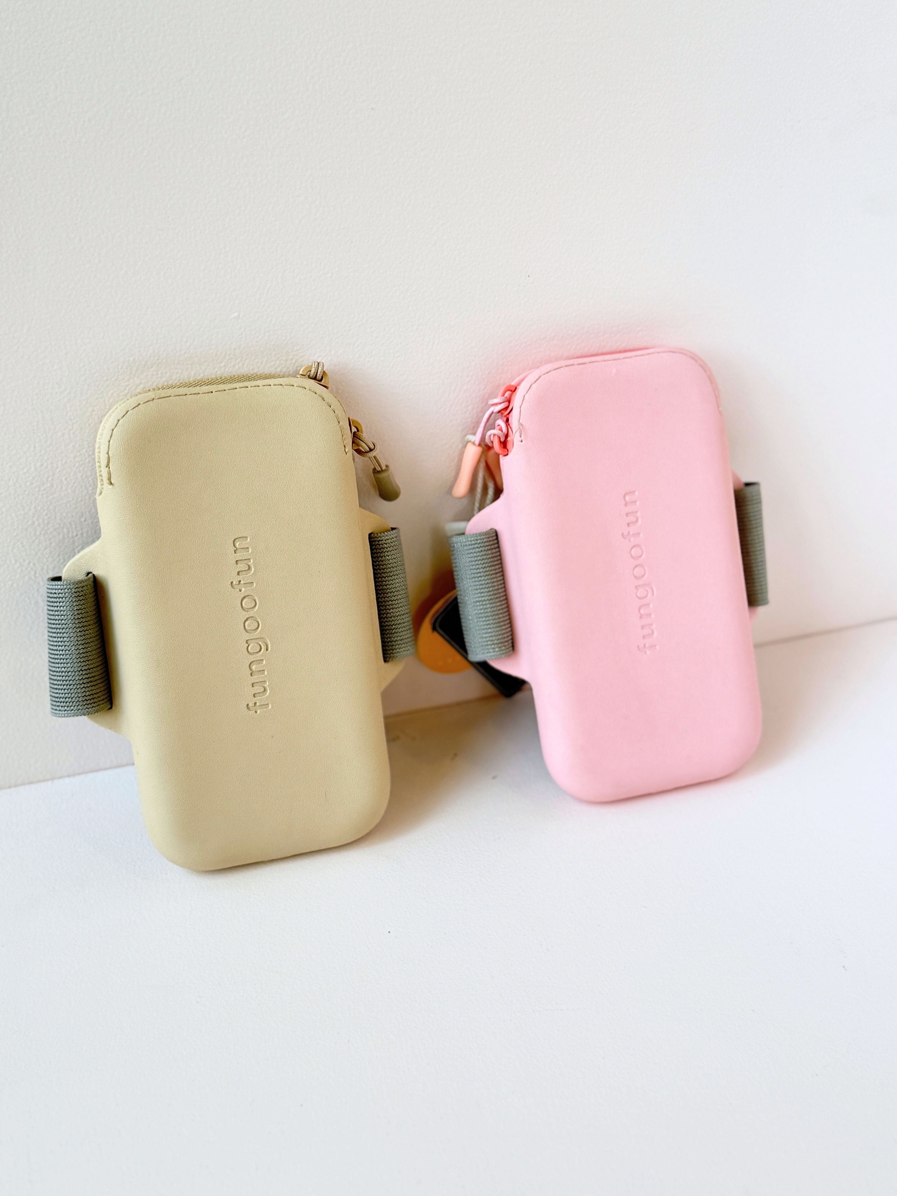 Fungoofun Silicone Mobile Armband – Hands-Free, Stylish & Sweat-Proof