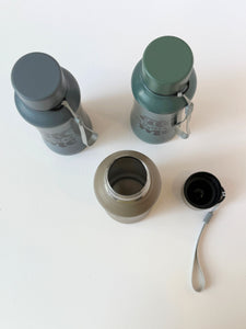 “All About Me” Stainless Steel Water Bottle – 500ml (Matte Finish | Leak-Proof | Carry Strap)