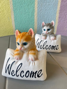 Welcome Cat Showpiece