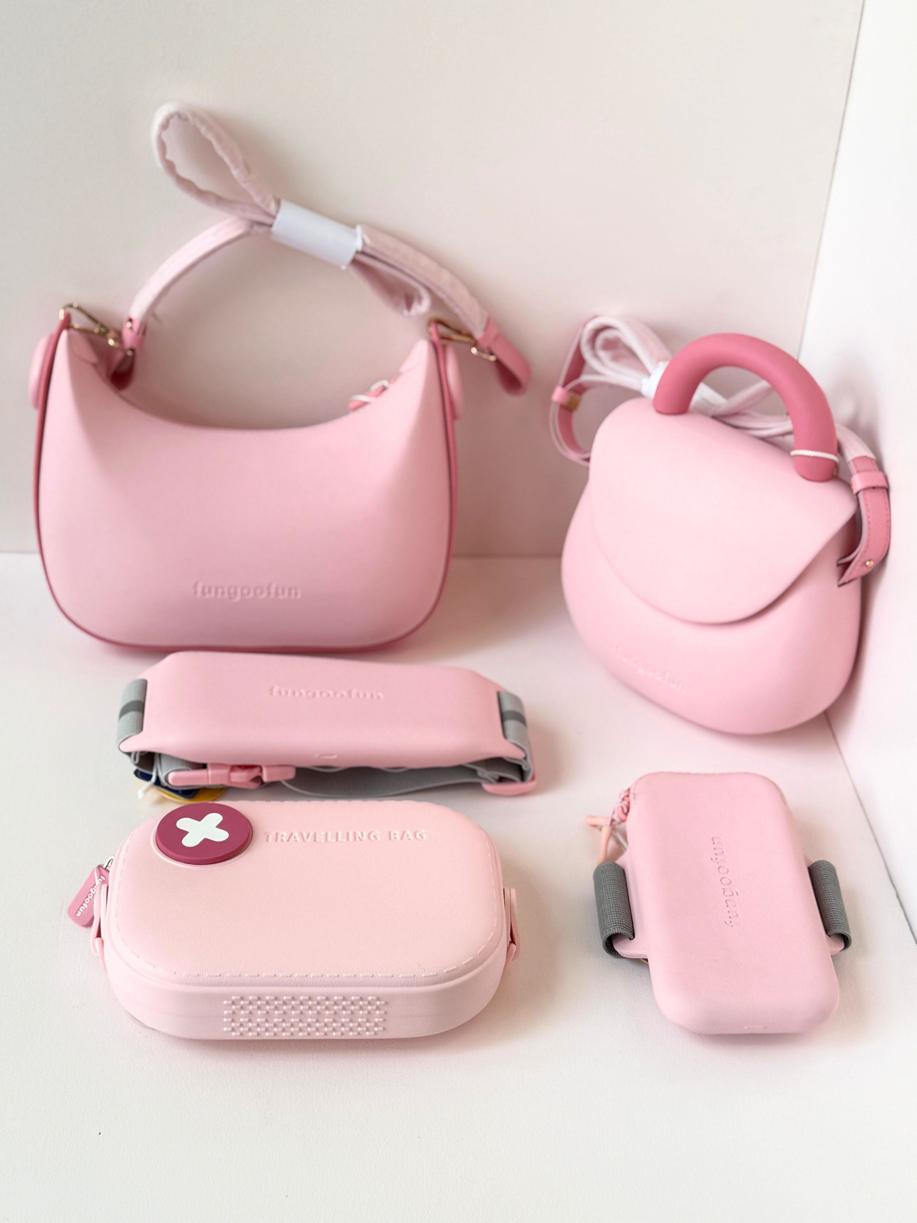 Fungoofun Silicone Handbag – Soft Touch with Adjustable Sling