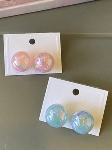 Holographic Pearl Earrings