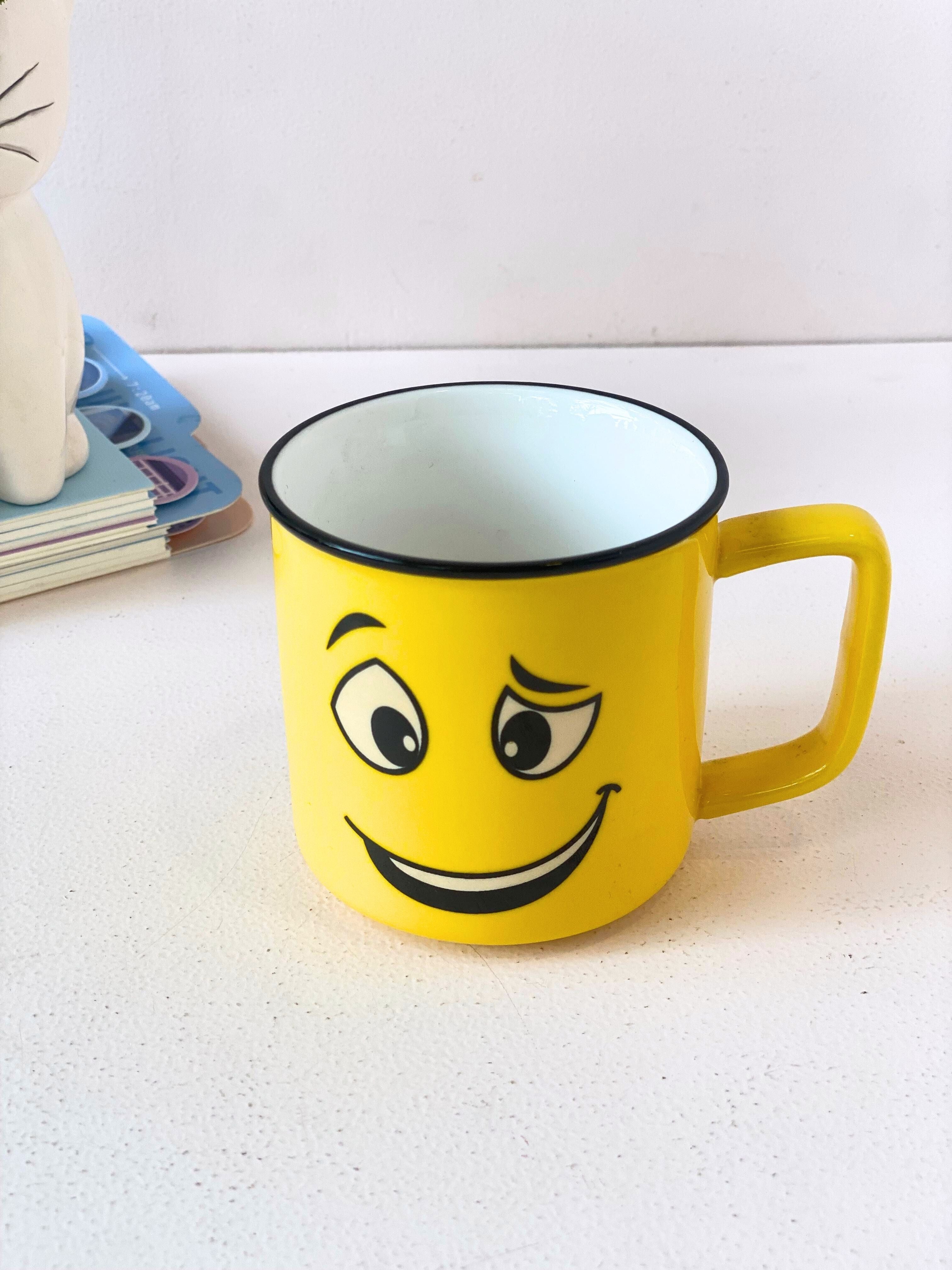 Yellow Smiley Face Mug – Fun Ceramic Coffee Cup with Handle | Emoji Expression Design