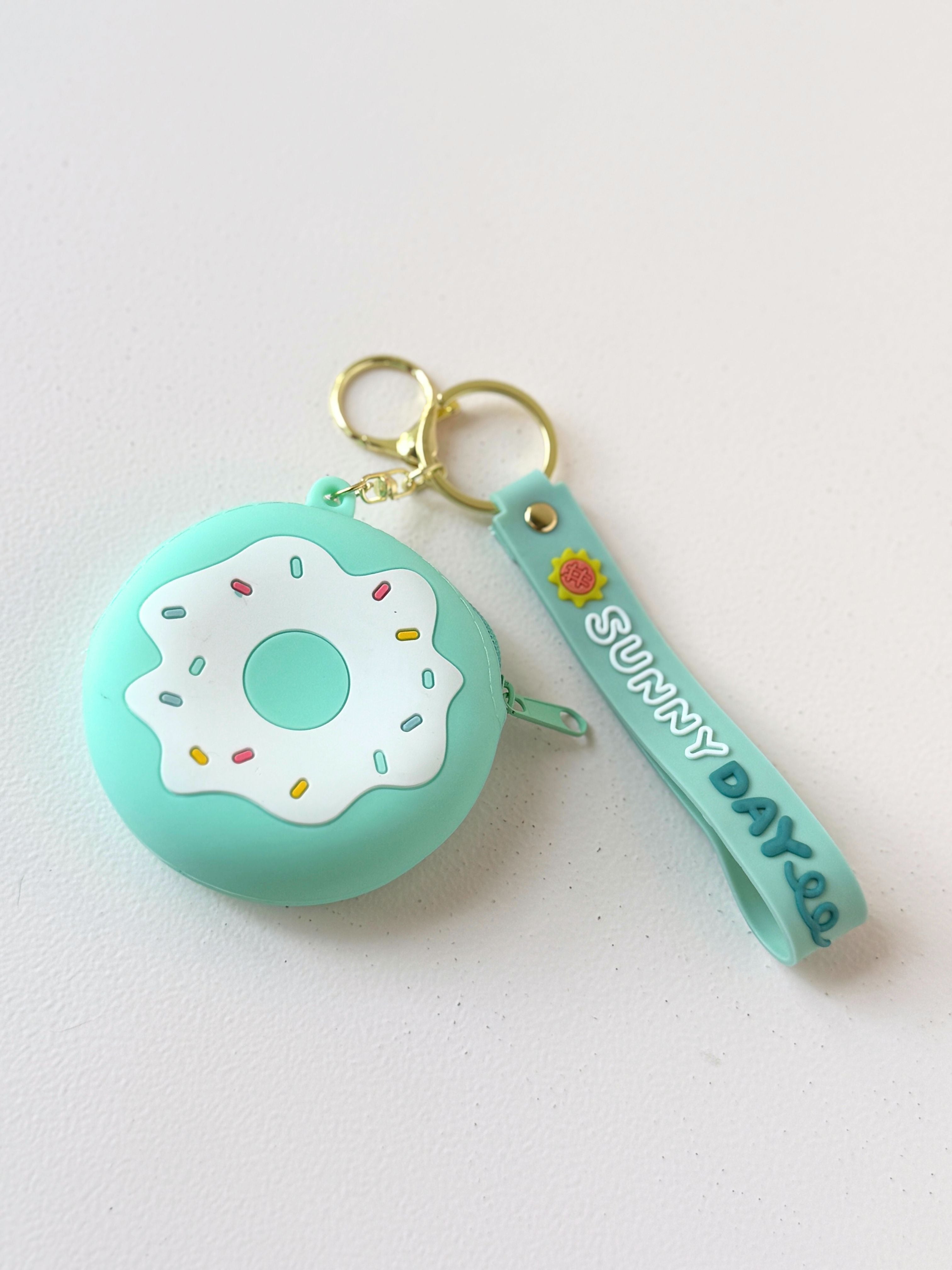 Donut-Shaped Silicone Coin Purse with Keychain – Cute Candy Colour Change Holder