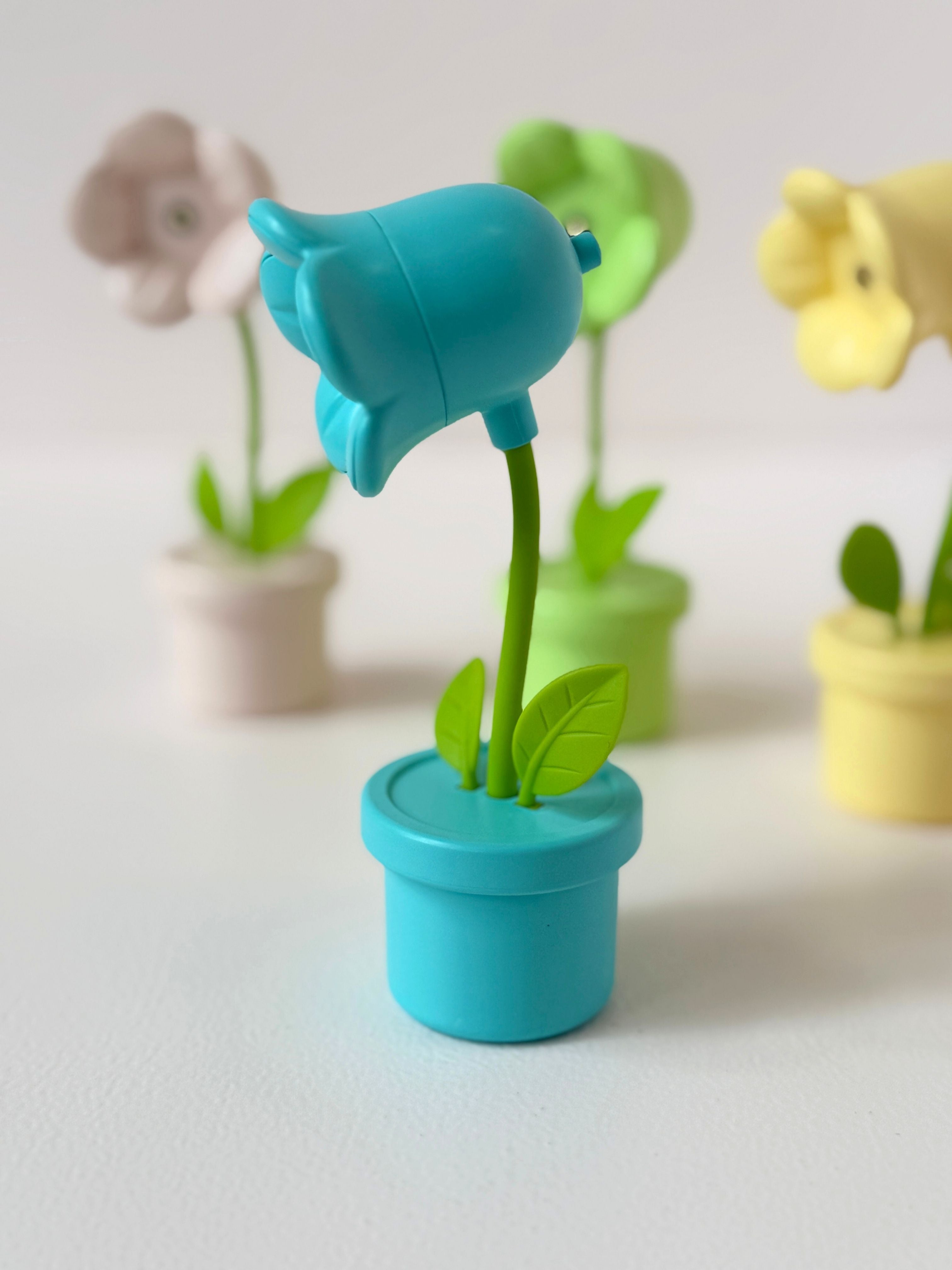 LED Flower Pot Night Light – Cute Decorative Lamp for Desk, Bedroom, or Kids Room