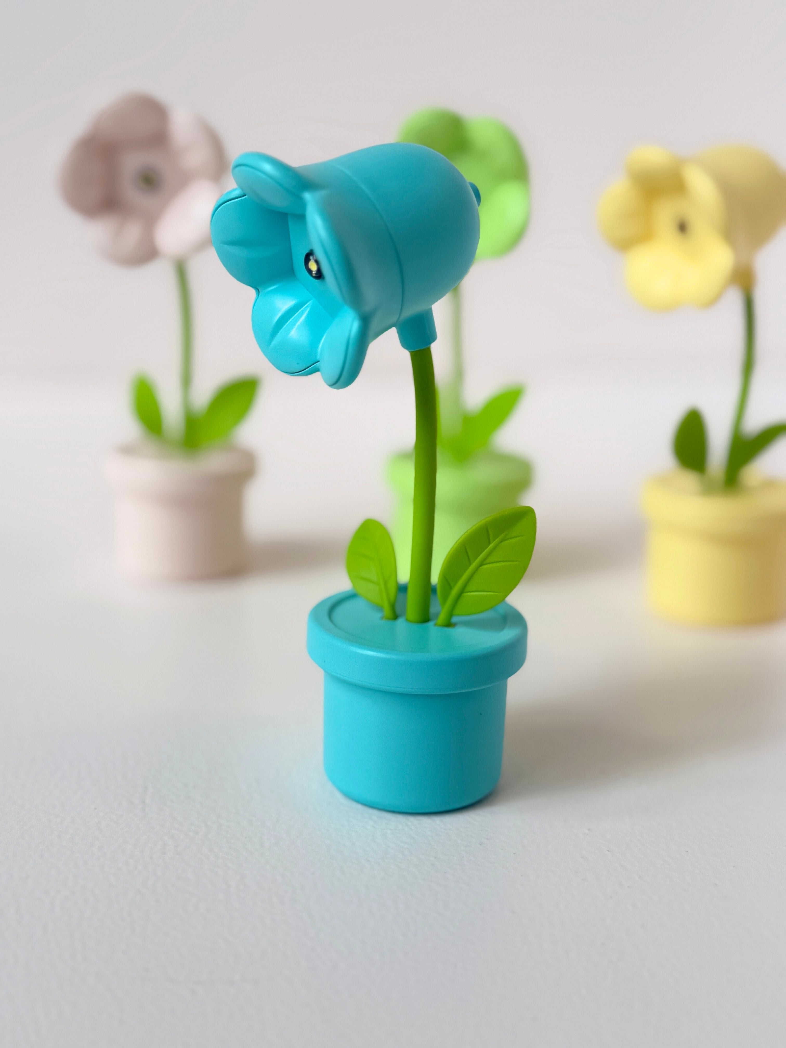 LED Flower Pot Night Light – Cute Decorative Lamp for Desk, Bedroom, or Kids Room