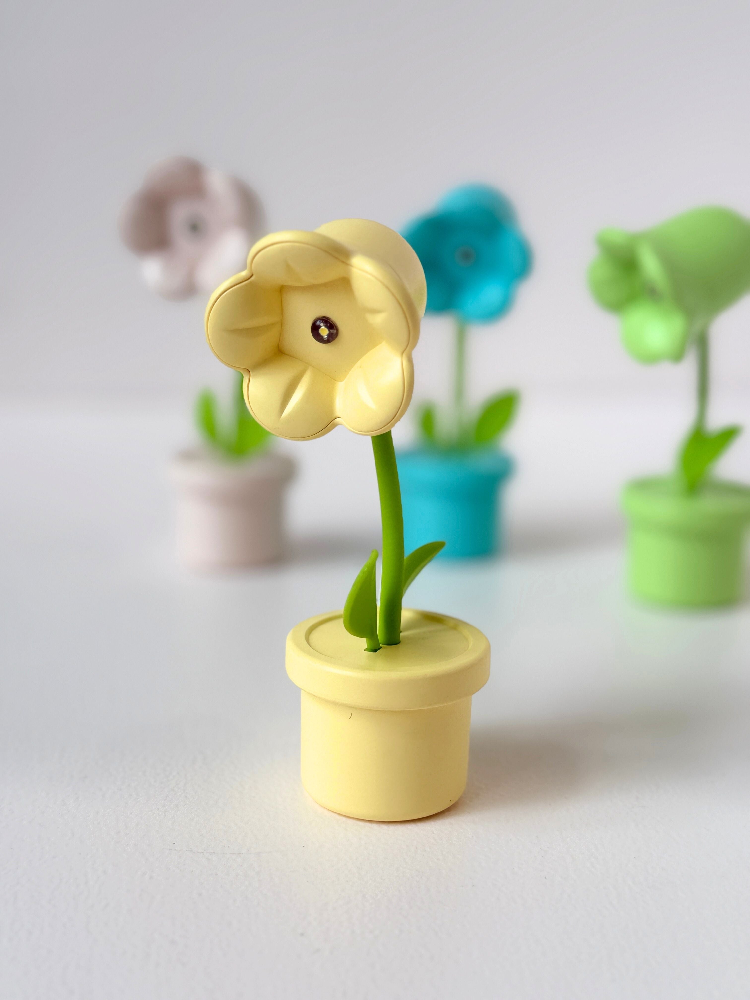 LED Flower Pot Night Light – Cute Decorative Lamp for Desk, Bedroom, or Kids Room
