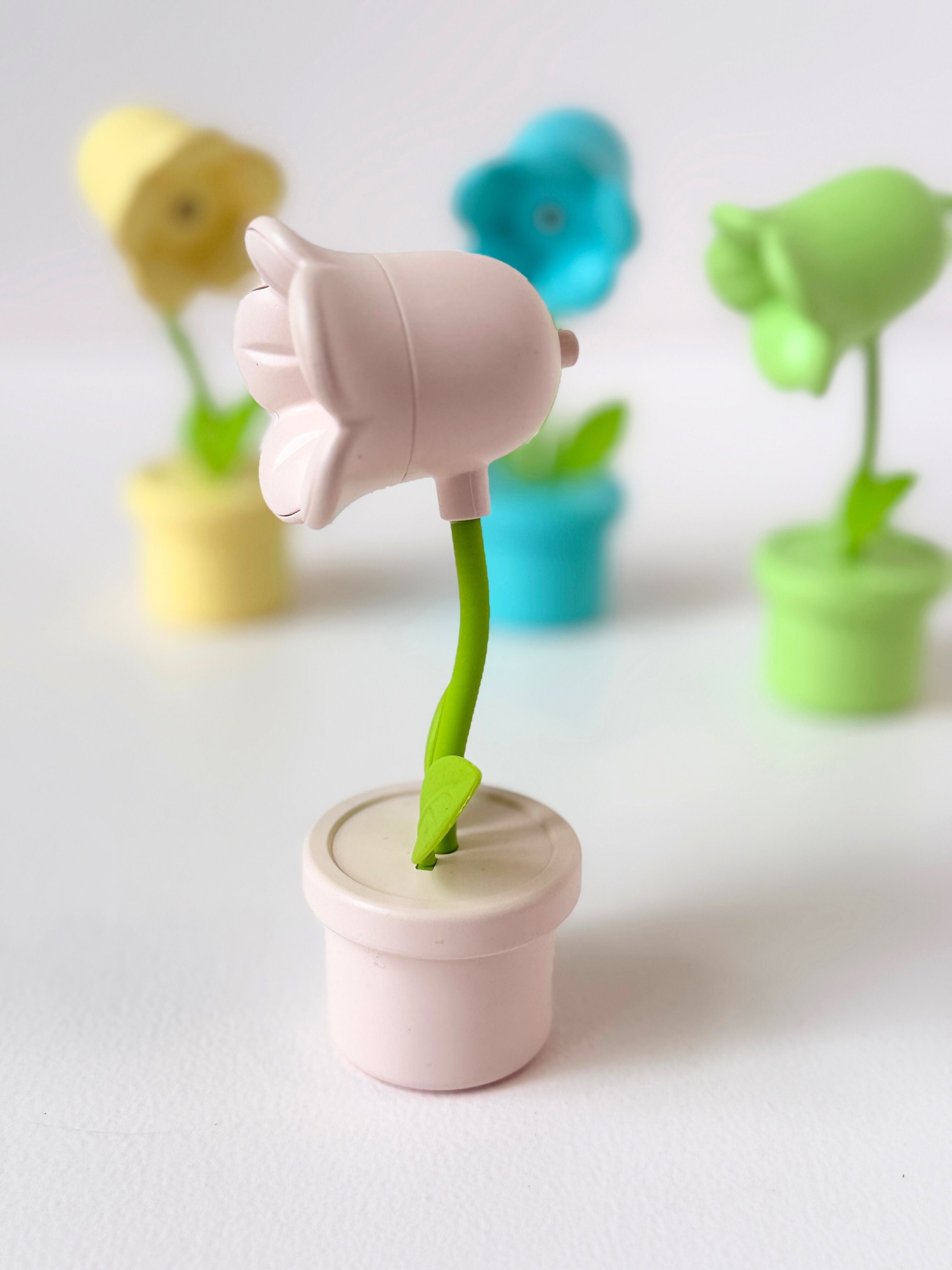 LED Flower Pot Night Light – Cute Decorative Lamp for Desk, Bedroom, or Kids Room