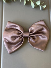 Load image into Gallery viewer, Satin Hair Bow Clips
