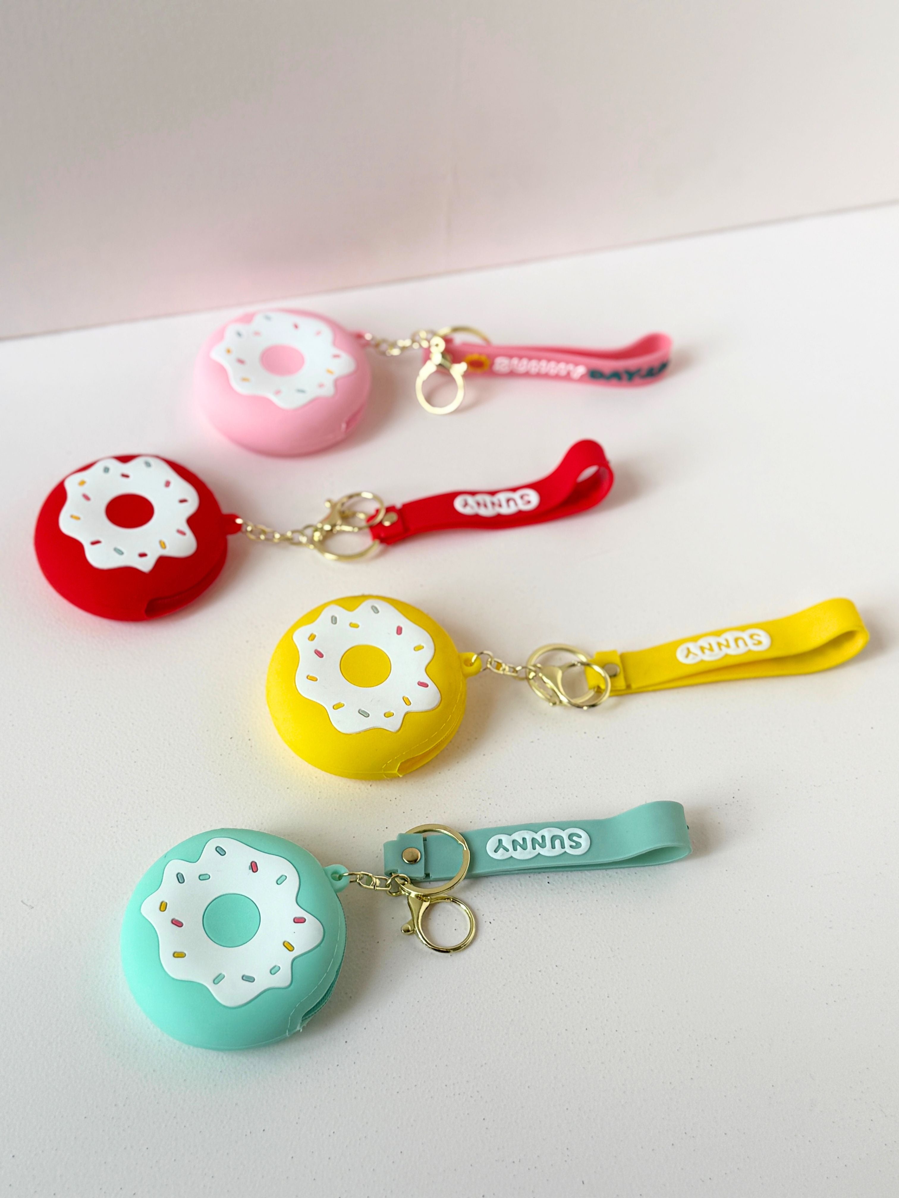 Donut-Shaped Silicone Coin Purse with Keychain – Cute Candy Colour Change Holder