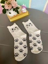 Load image into Gallery viewer, Cute animal Print Socks
