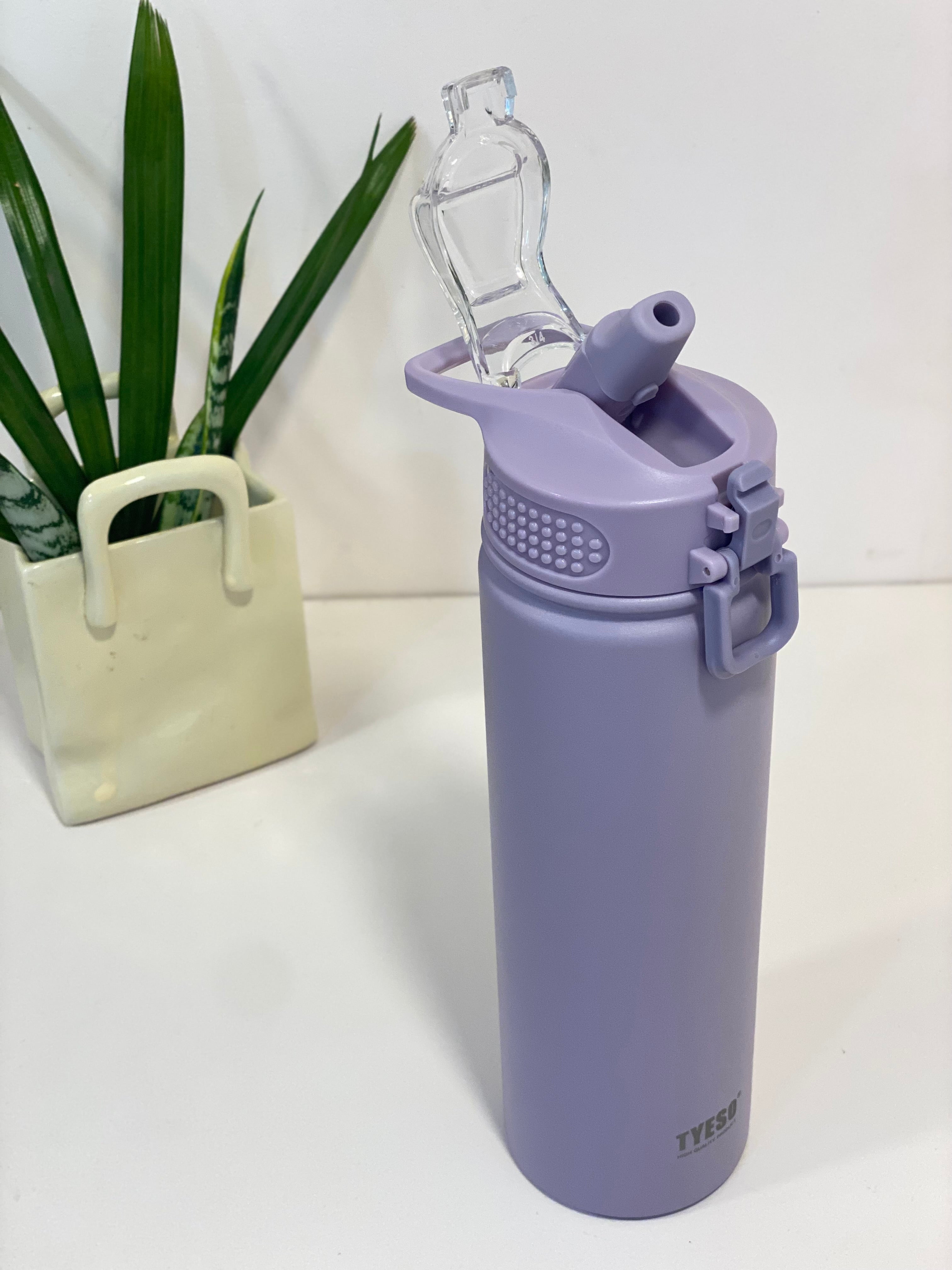 TYESO 759 ML Vacuum Insulated Stainless Steel Water Bottle – Leakproof Thermal Flask with Flip Lid & Handle | Hot & Cold Drink Bottle