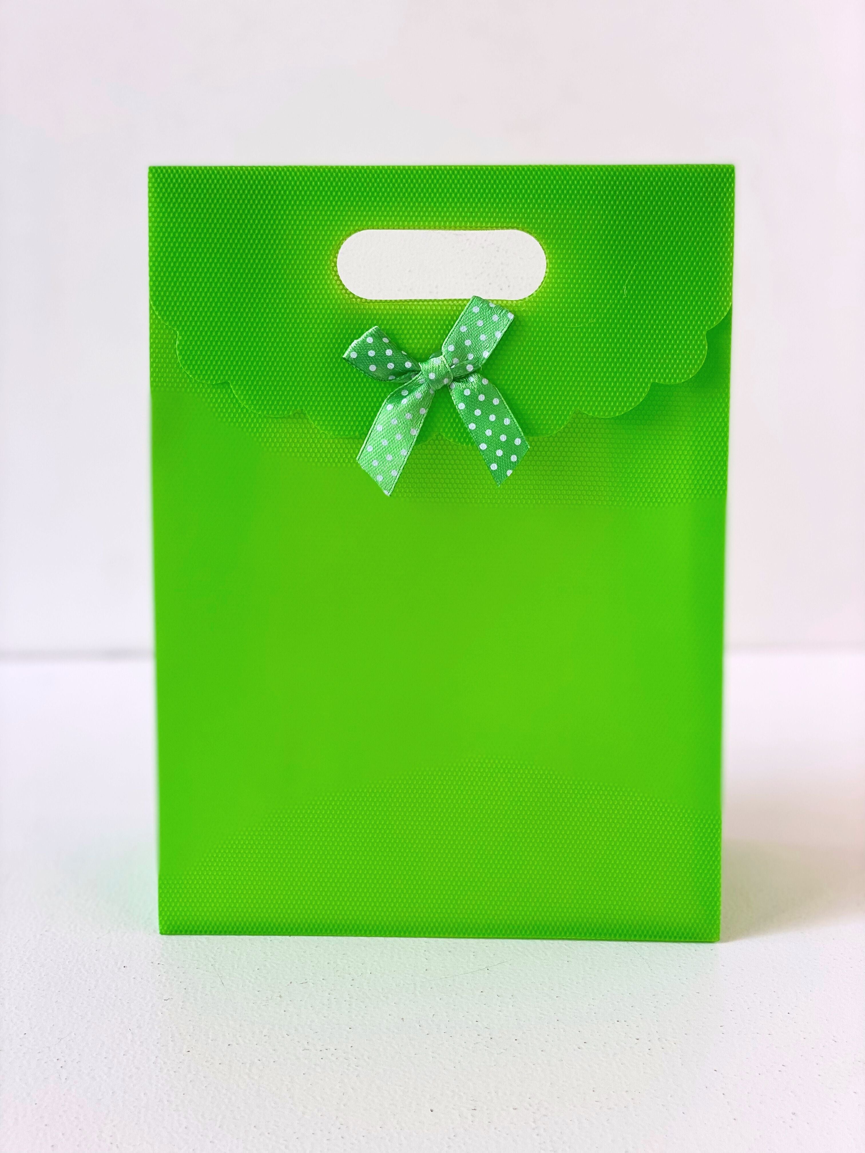 Elegant Gift Bags with Bow Detail
