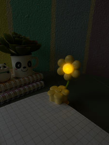 Flower Clip On Lamp