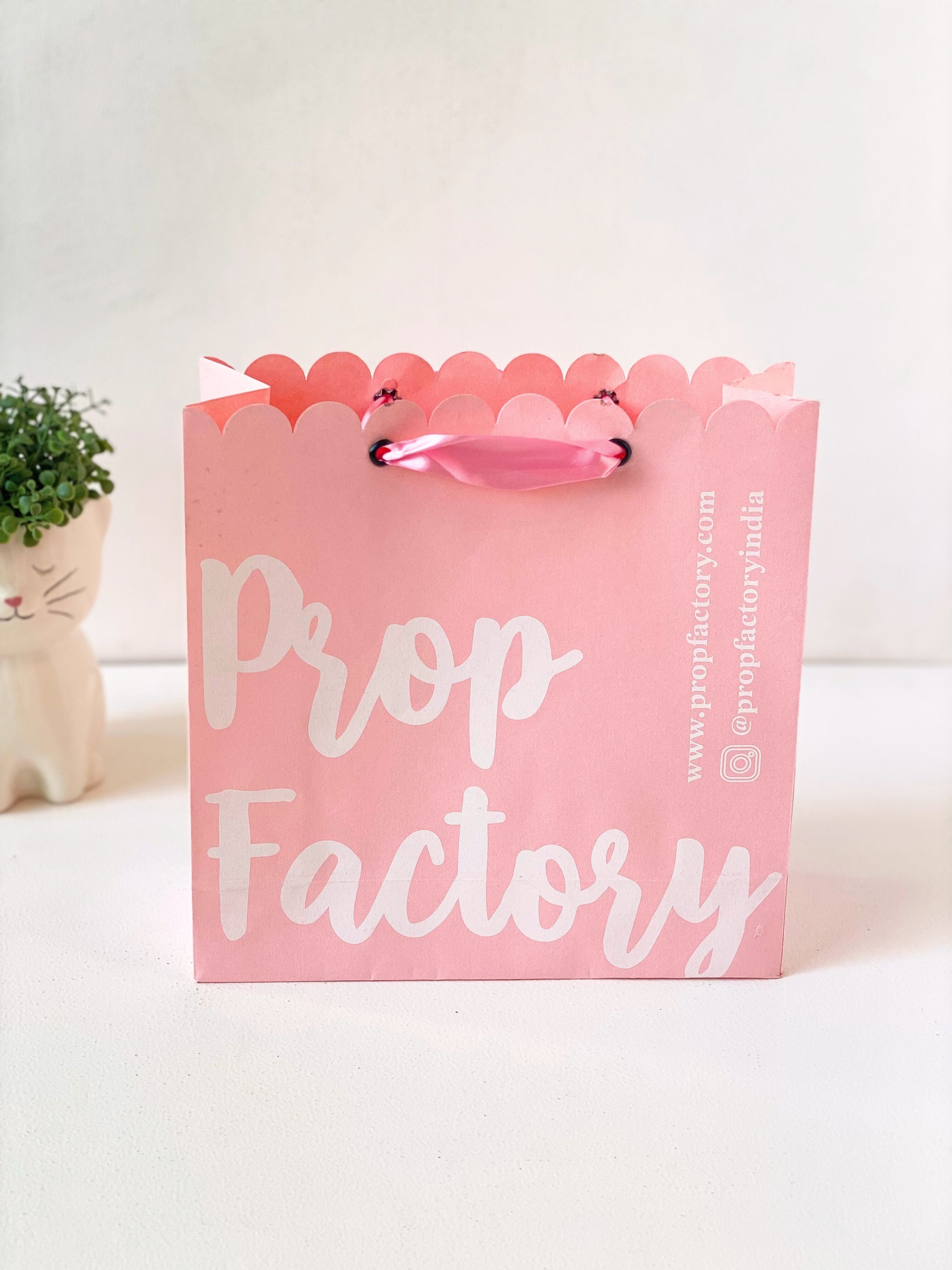 Custom Gift Packaging – Pink Scalloped Paper Bag with Satin Handles
