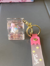 Load image into Gallery viewer, Animal Glitter Keychain

