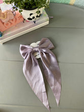 Load image into Gallery viewer, Satin Small Bow Hair Clip
