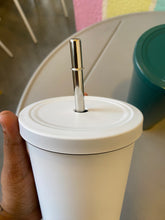 Load image into Gallery viewer, Hot &amp; Cold Sipper With Steel Straw
