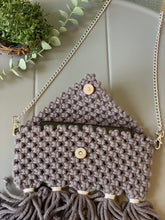 Load image into Gallery viewer, Macrame Mobile Sling
