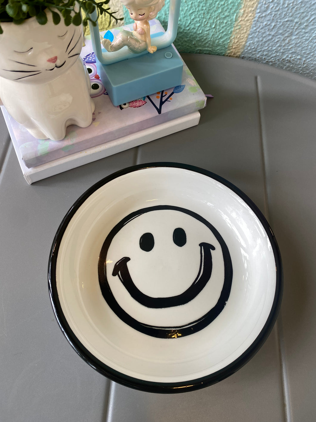 Smiley Face Ceramic Plate - small Size