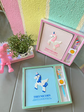 Load image into Gallery viewer, Unicorn Pen &amp; Diary Set
