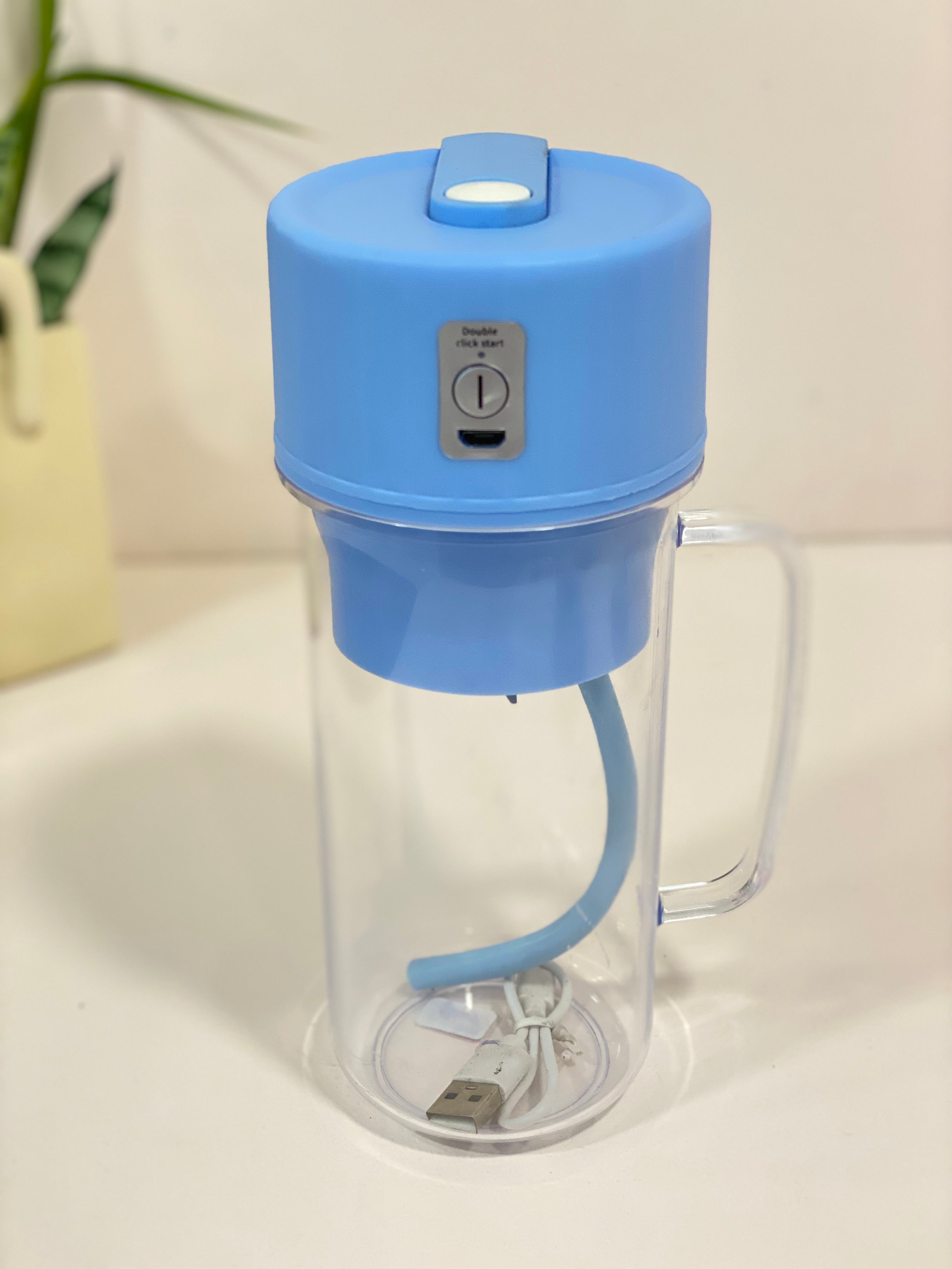 Portable USB Rechargeable Personal Juicer Blender