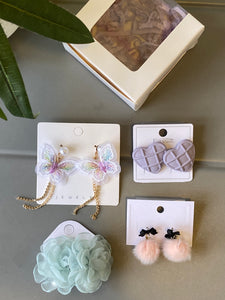 Beautiful Earrings Mini Box Hamper