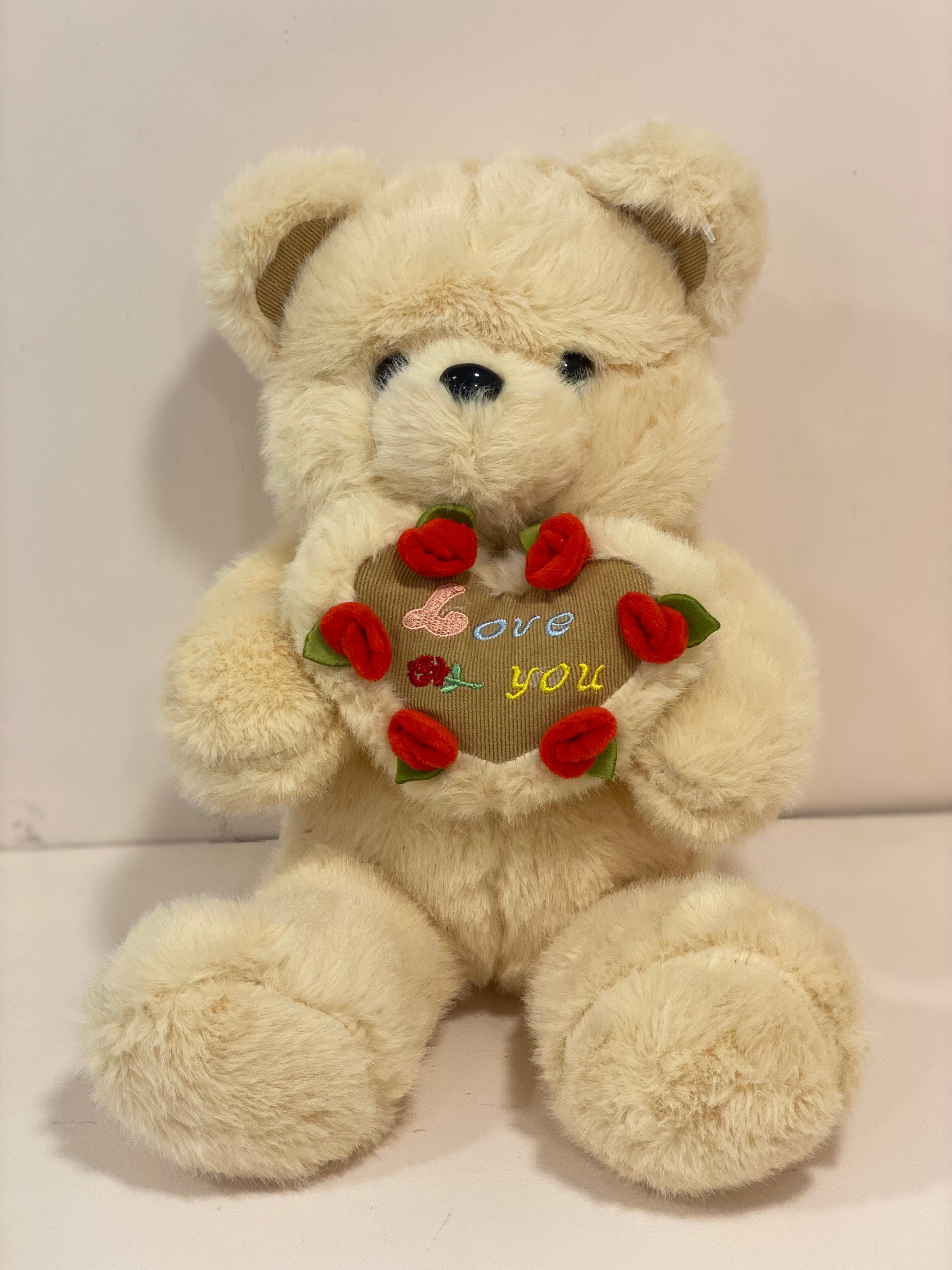 Soft Love Heart Teddy Bear Plush – Cuddly Stuffed Toy for Gifting & Home Décor