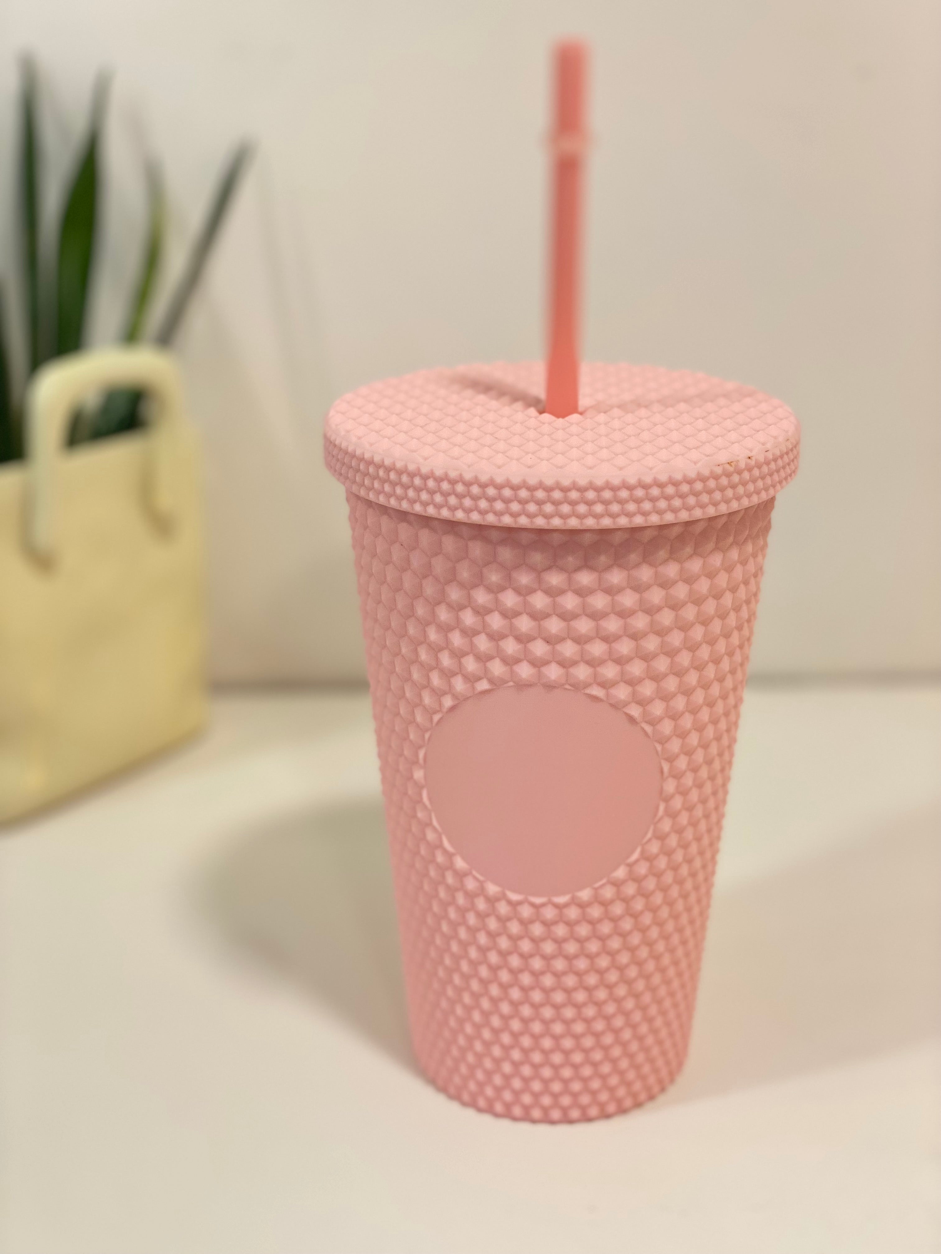 Textured Reusable Tumbler with Straw – Pastel Insulated Drink Cup