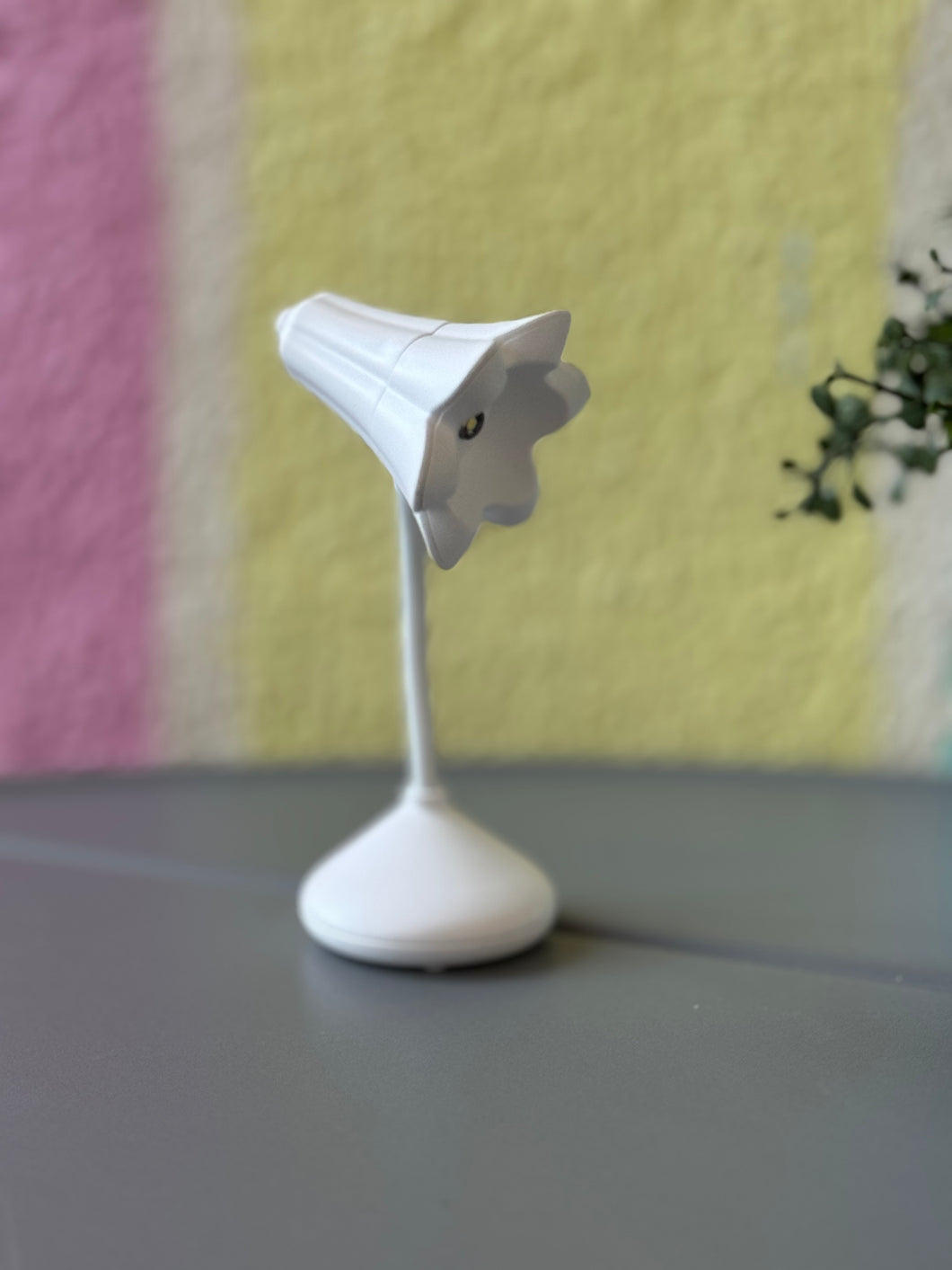 Floral Mini Magnetic Lamp