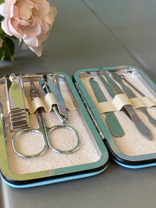 Manicure Set