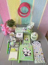 Load image into Gallery viewer, I Love Panda - Gift Hamper
