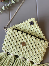 Load image into Gallery viewer, Macrame Mobile Sling
