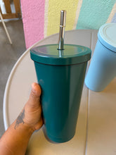 Load image into Gallery viewer, Hot &amp; Cold Sipper With Steel Straw
